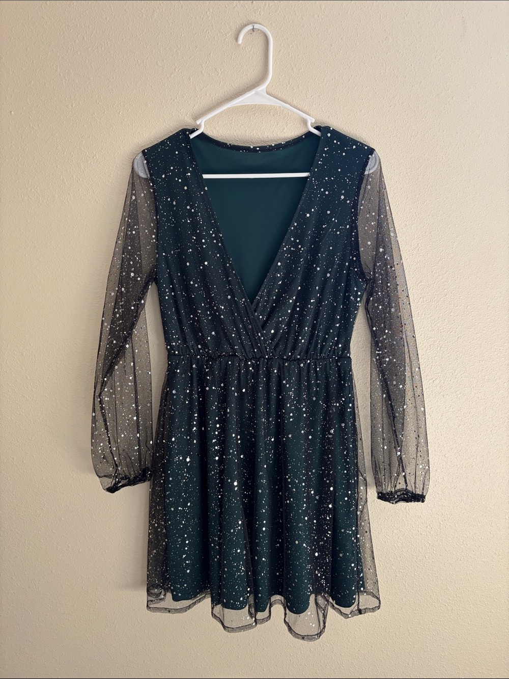Sparkle Mesh Long-Sleeve V-Neck Dress in Dark Green